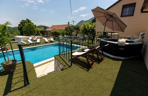Donje Polje Apartment | Aria
