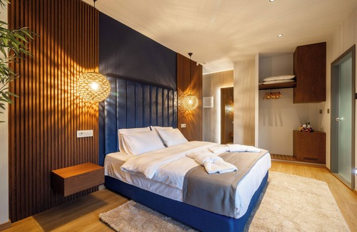 Drama Bed & Breakfast | Aria Stay
