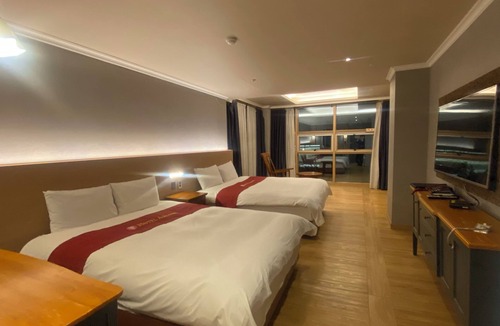 Dusan-dong Hotel | Ariana Hotel
