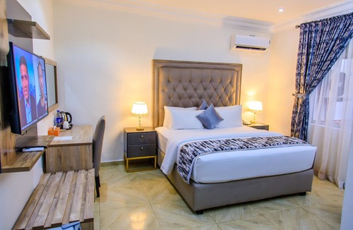 Ikoyi Hotel | Aries Suites