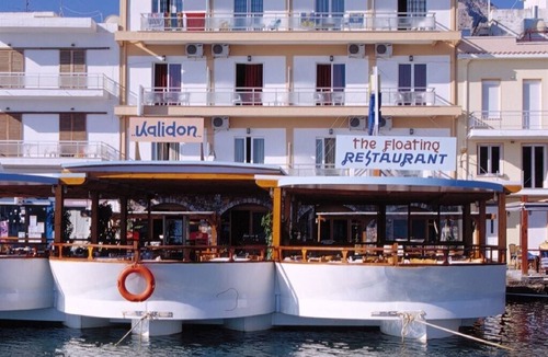 Elounda House | Aristea is homely and quiet Hotel at the centre of Elounda village.