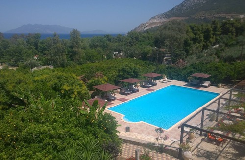 Melissopetra Hotel | Aristotelis Hotel