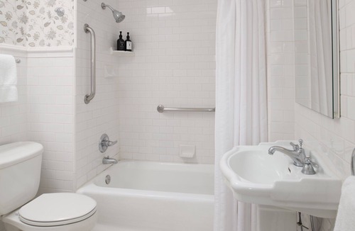 Blenman-Elm Hotel | Arizona Inn
