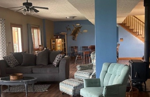 Perry Park House | Ark Encounter, Bourbon Trail, river fun, Golfing, Motorcycle