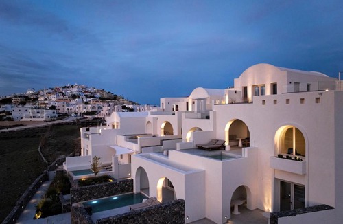 Pyrgos Hotel | Ark