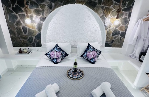 Messaria House | Arlene Suites
