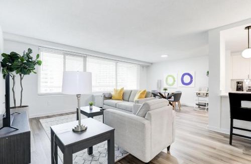Aurora Highlands Apartment | Arlington Chic 2BR - Minutes to DC and Hotspots