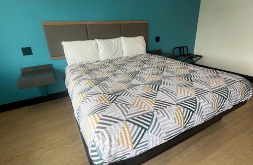 Inglewood Hotel | Arlo Motel near LAX, SoFi Stadium