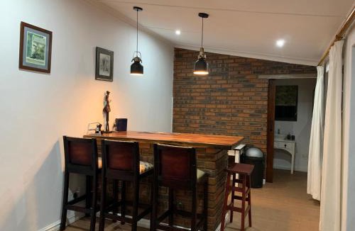 Merrivale House | Armadale Cottage