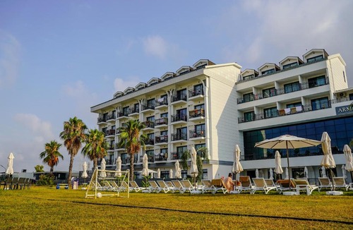 Side Hotel | Armella Hill Hotel