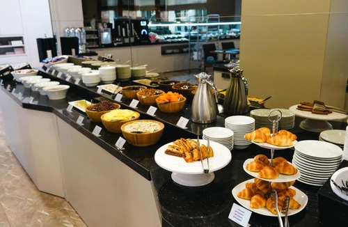 Izmir City Centre Hotel | ARMİS HOTEL