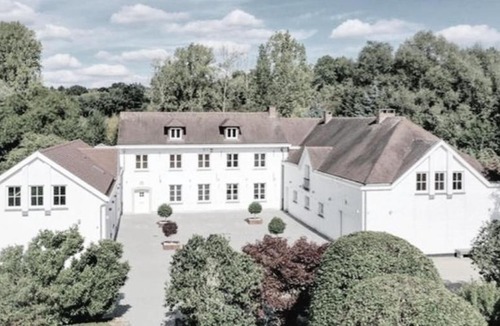 Court-Saint-Etienne Bed & Breakfast | ARMONY