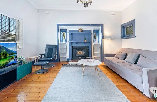 Arncliffe House | Arncliffe 2 Bed Classic Cottage + Free Parking