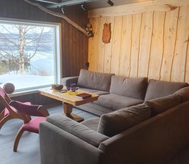 Laukeng Cabin | Arnebu