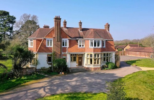 Sway House | Arnewood Manor - Countryside View