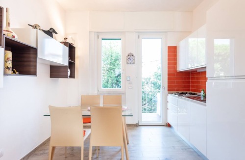 Lungarno del Tempio Apartment | Arno Modern Apartment Lift & Free Parking Space