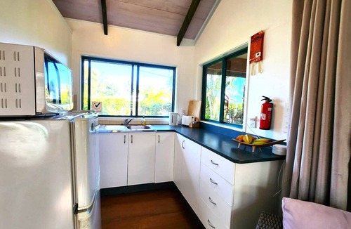 Arorangi House | Aroa Kainga Bungalows