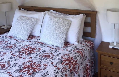Tasman Cottage | AROHA COTTAGE