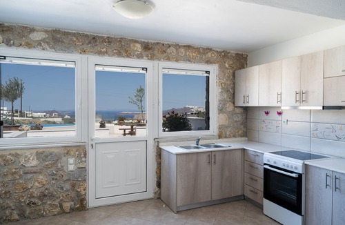 Pyrgos House | Aroma Cavas