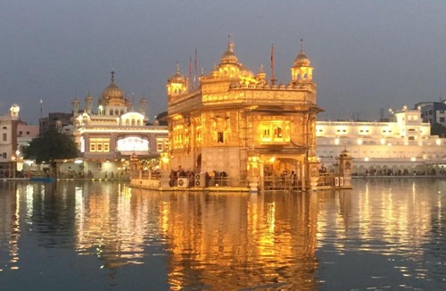 Amritsar Bed & Breakfast | Aroras bandb