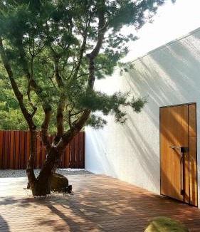 Shitan House | Aroundthetree Hermitage