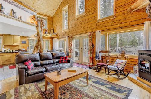 Cimarron House | Arrowhead Getaway In Cimarron