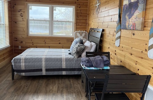 Lupton Cabin | Arrowhead Lake Camp - Lake Side Cabin On The Water
