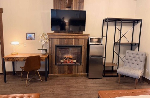West Yellowstone Apartment | Arrowhead Properties Unit 7