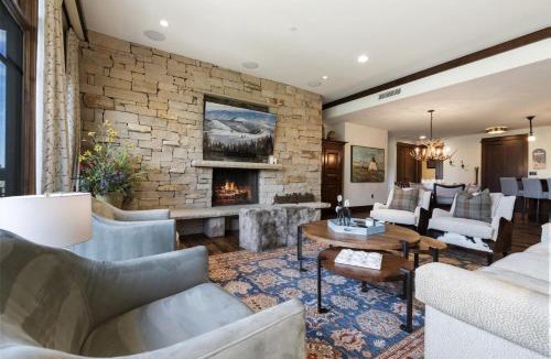 Empire Pass House | Arrowleaf Lodge - 3 Bed Condo #415