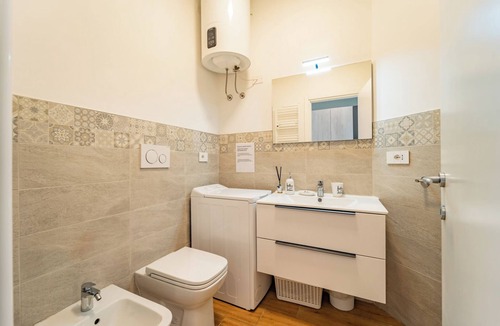 Beinette Apartment | Art Apartment - Studio Apartment, Sleeps 2