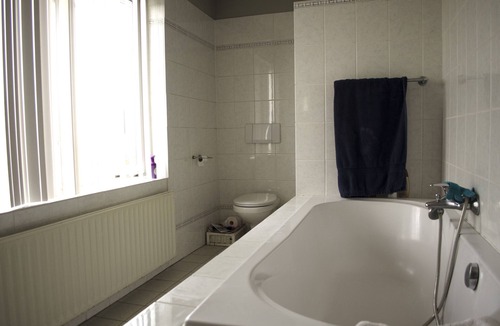 's-Graveland Bed & Breakfast | Art bed and breakfast