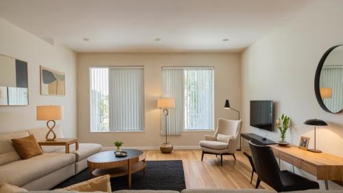 Little Tokyo Apartment | Art District Downtown Spacious Homes