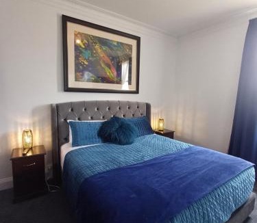 Launceston CBD Hotel | Art Hotel on York