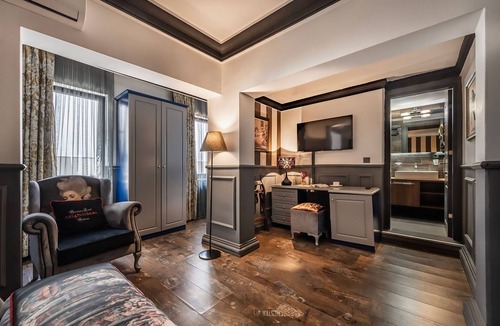 Gumbet Hotel | Art & Interiors