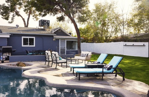 Pierson Place Historic District House | Art & Music-Inspired Getaway with Heated Pool + Lush Yard in Central Phx