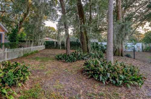 Mount Dora House | Art Sanctuary, Pool & Ping Pong , Fire-pit patio