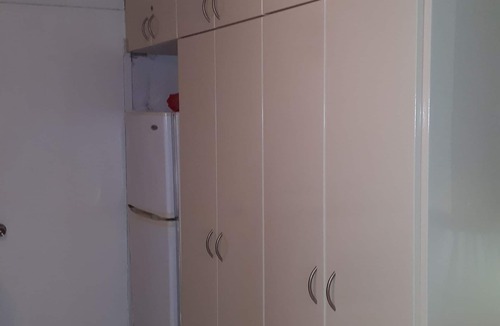 Lascelles Apartment | Art Studio 2 is set in lovely gardens,35 yards from the beach