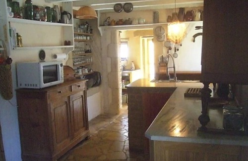 Montvendre House | ARTAIME : exceptional gîte with swimming pool in the Drôme.