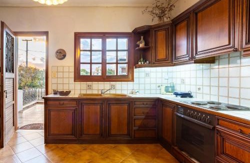 Spata-Artemida House | Artemida Beachside Villa Escape - 50m by the Sea