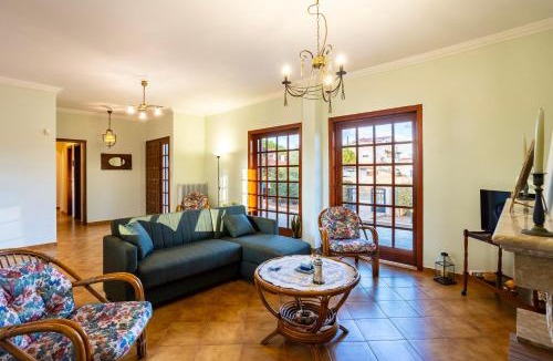 Spata-Artemida House | Artemida Beachside Villa Escape - 50m by the Sea