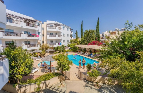 Universal Apartment | Artemis Cynthia Complex