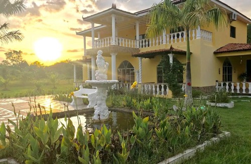 Acara House | Artes e Café
