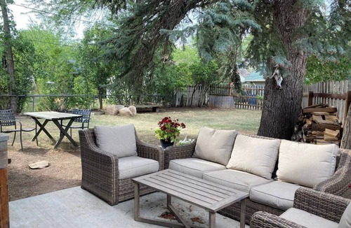 Sheridan Apartment | Artful Abode Main Level 1 BDRM Cottage