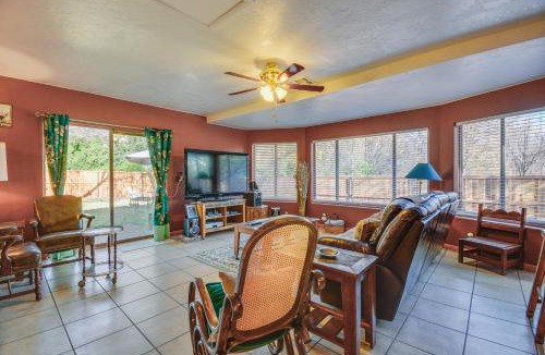 Cottonwood-Verde Village House | Artfully Decorated Cottonwood Home: Pets Welcome!