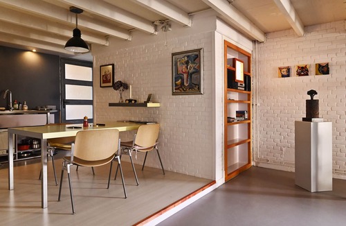 Den Oever House | Artfully Enjoy Comfort, Charme and Culture in a spacious loft and private garden