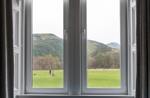 Gifford Apartment | Arthur's Seat View