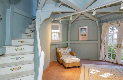 Wianno House | Artistically decorated "Windmill" House