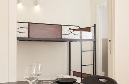 Ponte Seveso Apartment | ArtStay Exclusive Apt Central Station Free Parking