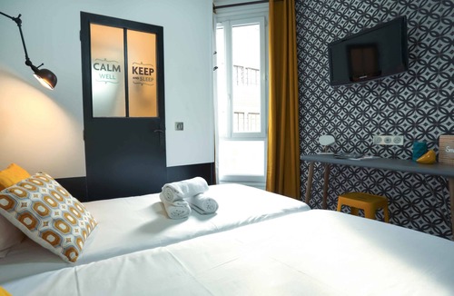 Saint-Lambert Hostel | Arty Paris Porte de Versailles by River - Hostel