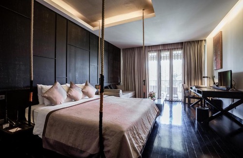 Chang Khlan Hotel | Aruntara Riverside Boutique Hotel